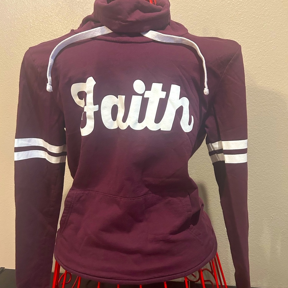 On Fire FAITH pull-over hoodie